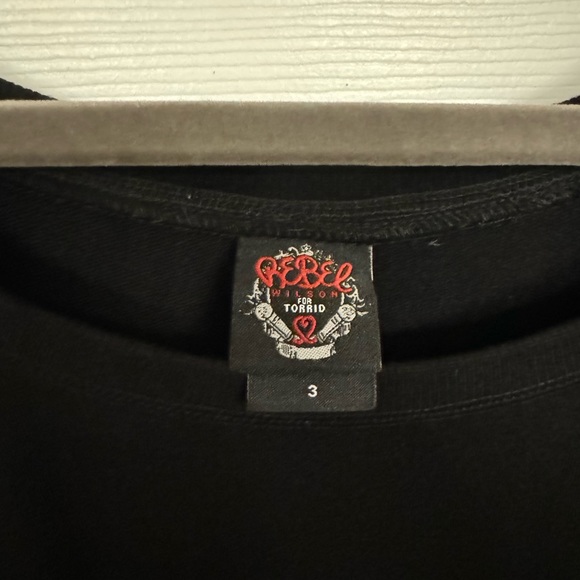 Torrid Rebel Wilson black Embellished pullover sweater size 3 - Picture 2 of 3